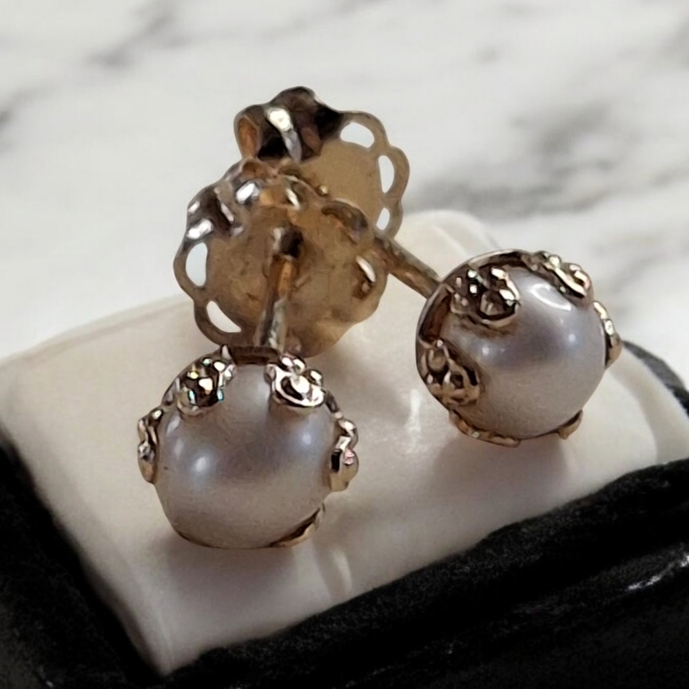 Vintage Diminutive 14k 585 Yellow Gold & Pearl Stud Earrings - Picture 7 of 14